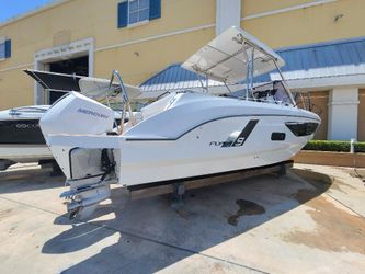 29' Beneteau 2023 Yacht For Sale